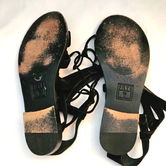 Frye Ruth Black Gladiator 100% Leather Black Strap Sandals Sz 6 US - Picture 8 of 9